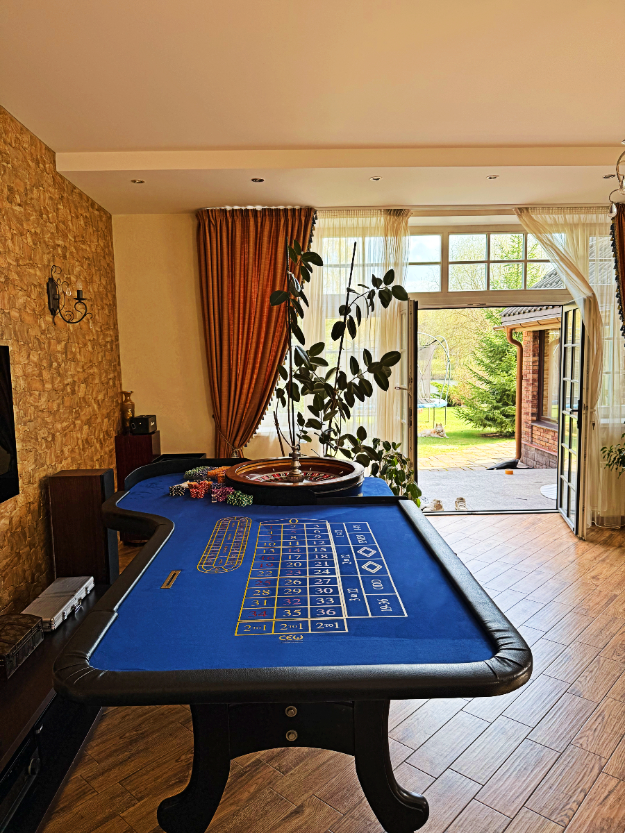 рулетка синяя